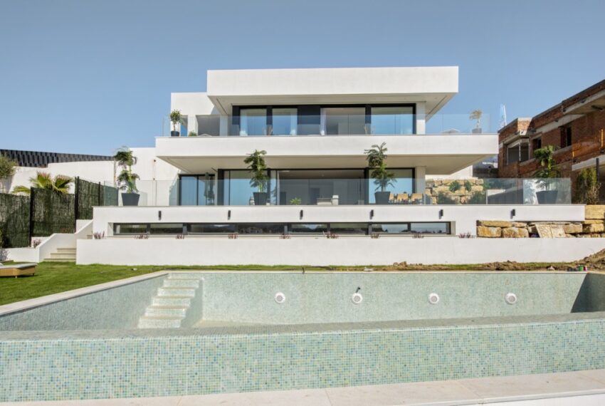 New Development Villas for Sale in Nueva Andalucía, Marbella